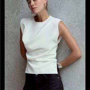 White Fitted Sleeveless Top XL